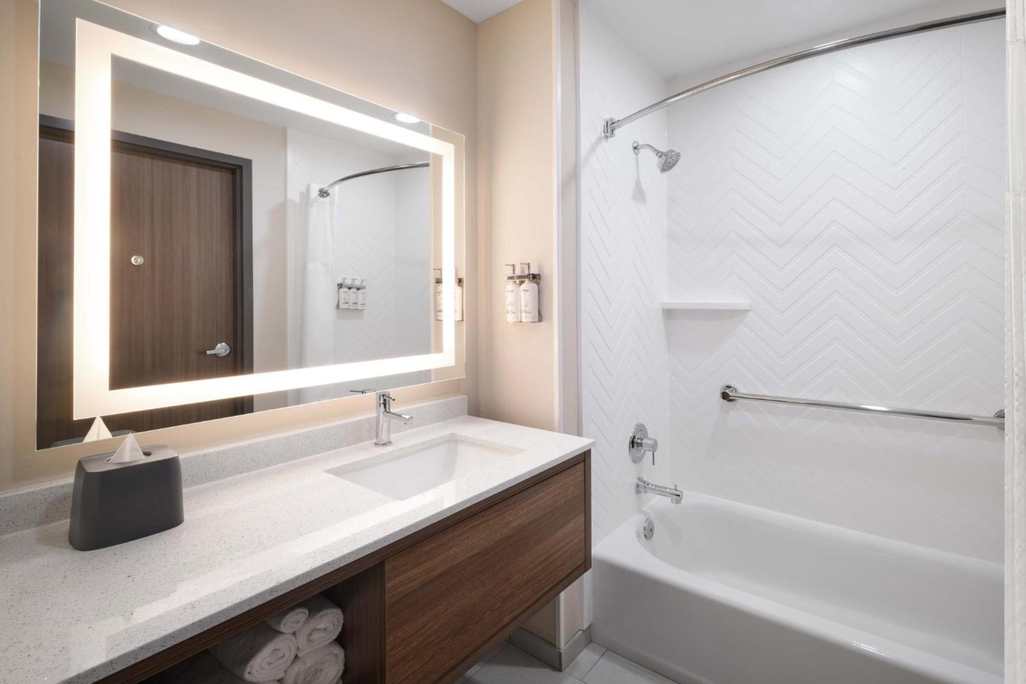 Holiday Inn Montgomery South Airport By Ihg Hope Hull Kültér fotó